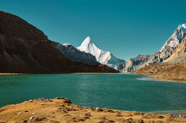 Jampayang Dağı ve Boyongcuo Gölü Yading Ulusal Parkı, Daocheng Bölgesi, Sichuan Bölgesi, Çin