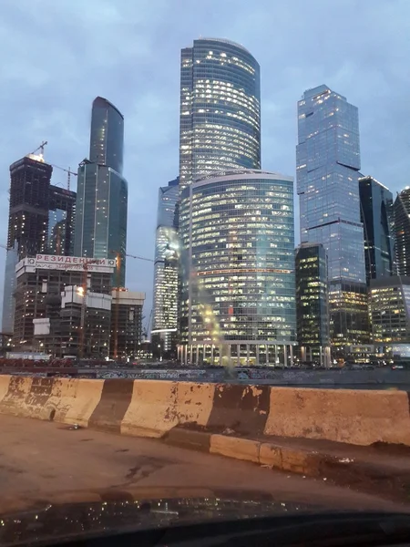 Московский городской центр. Вечер — стоковое фото