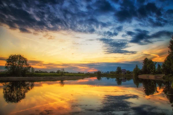 #atardecer # río # naturaleza # paisaje — Foto de Stock