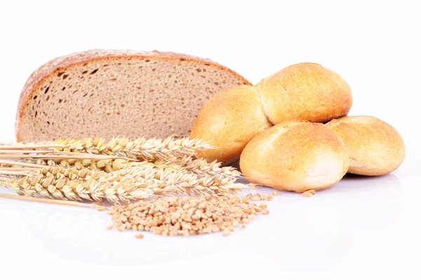 Pão de padaria e rolos — Fotografia de Stock