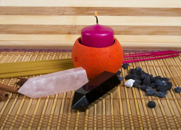 Candle, minerals and incense aromatherapy — Stock Photo, Image