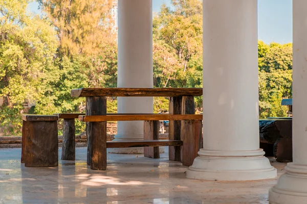 Marble columns at the Buddhist temple, Chiang Mai, Thailand. public domain — Stock Photo, Image