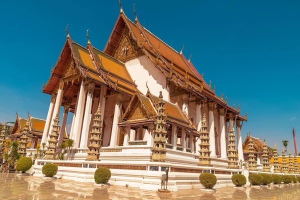 Wat suthat královský chrám na obří houpačce v Bangkoku v Thajsku. — Stock fotografie