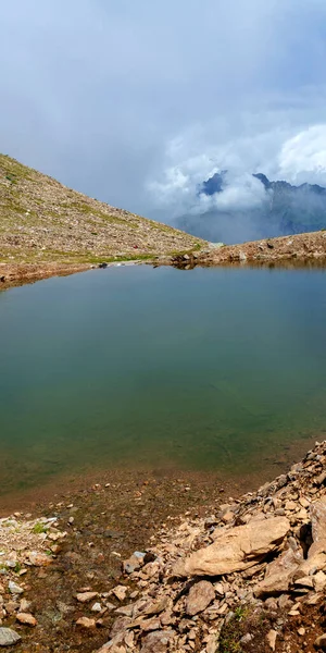 Lake Crystal Clear Water Created Melting Snow Top Mountain North — Stock Photo, Image