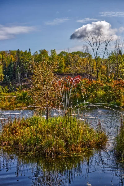 Schöne Farben Und Springbrunnen Frühherbst Fort William Thunder Bay Ontario — Stockfoto