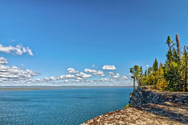 Teal Vatten Lake Superior Lägga Till Skönheten Landskapet Thunder Bay — Stockfoto