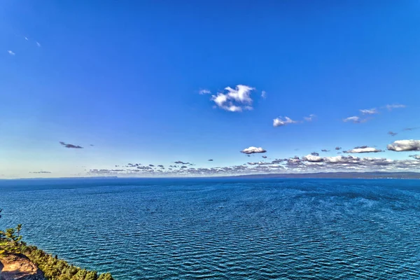 Gambar Seberapa Luas Danau Superior Dari Lookout Thunder Bay Ontario — Stok Foto