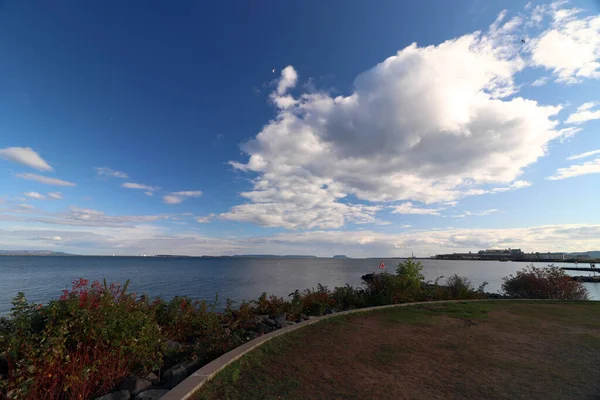 Уникальный Облачный Ландшафт Озера Верхнее Thunder Bay Marina Онтарио Канада — стоковое фото