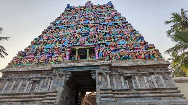 印度泰米尔纳德邦Vaitheeswaran Koil宏伟的寺庙塔 — 图库照片