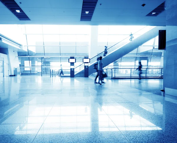 Passenger in the shanghai pudong airport — Stock Photo, Image