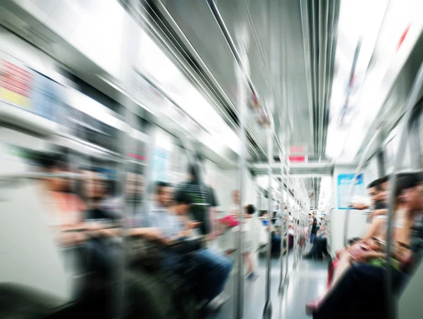 地下鉄の電車で — ストック写真