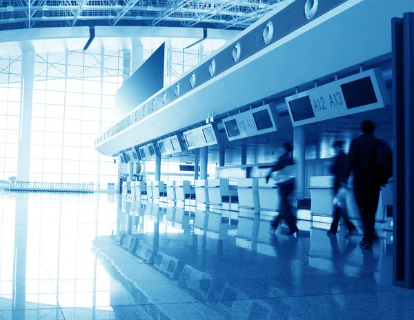 Passenger in the shanghai pudong airport — Stock Photo, Image