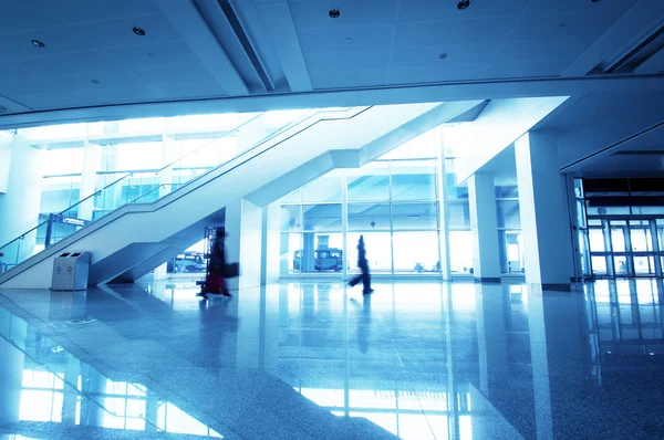 上海浦東空港の乗客は — ストック写真