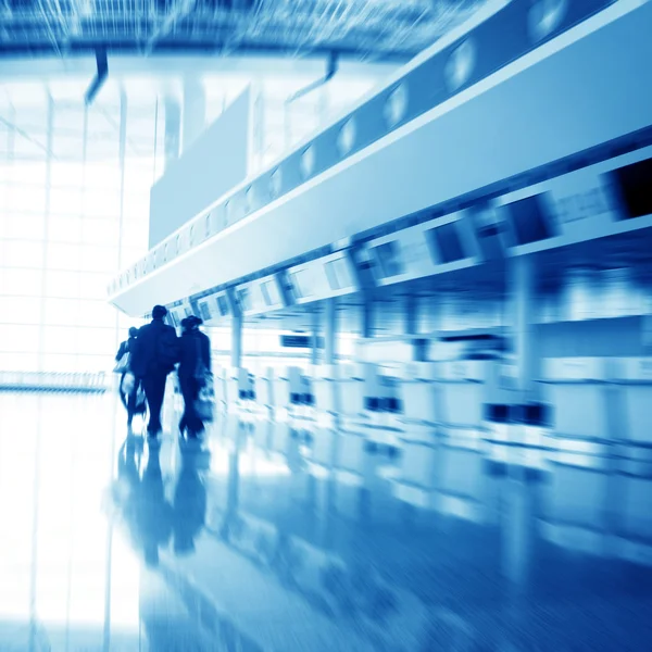 Passenger in the shanghai pudong airport — Stock Photo, Image