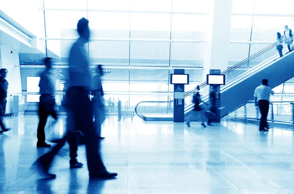 Passeggero nell'aeroporto di Shanghai Pudong — Foto Stock