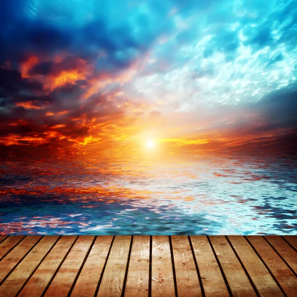 Sunset over lake — Stock Photo, Image