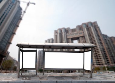 güneş ışığı ile boş oda