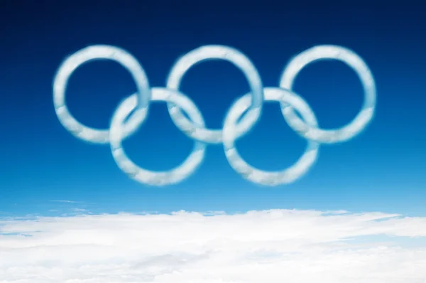 Olympiska ringarna formade moln — Stockfoto