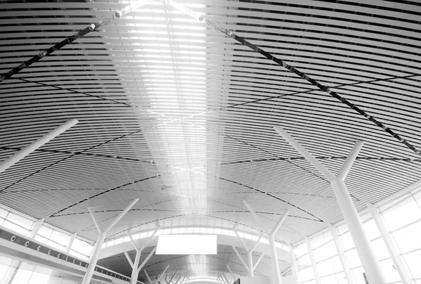 Intérieur de l'aéroport — Photo