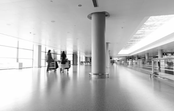 上海浦东机场的乘客 — 图库照片