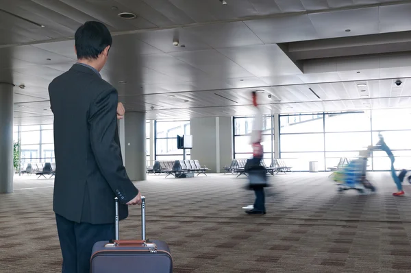 Havaalanındaki iş adamı.