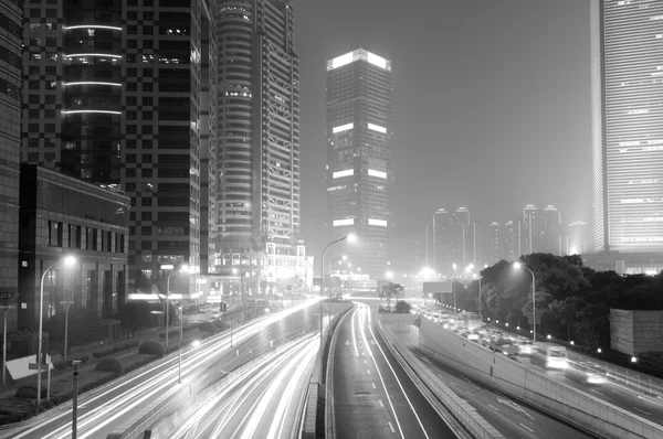 Shanghai Lujiazui Finanzas y Zona Comercial moderno fondo de noche de la ciudad —  Fotos de Stock