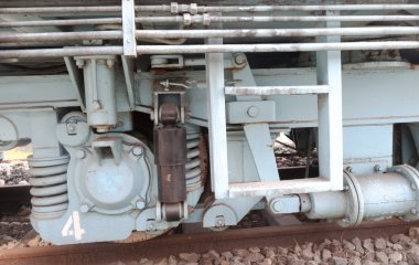 eski buhar tren tekerleği