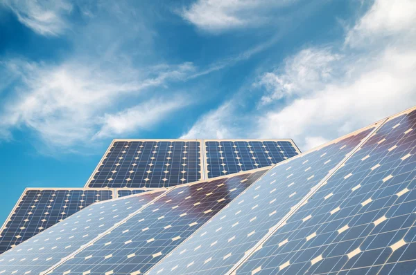 Solar panels with blue sky — Stock Photo, Image