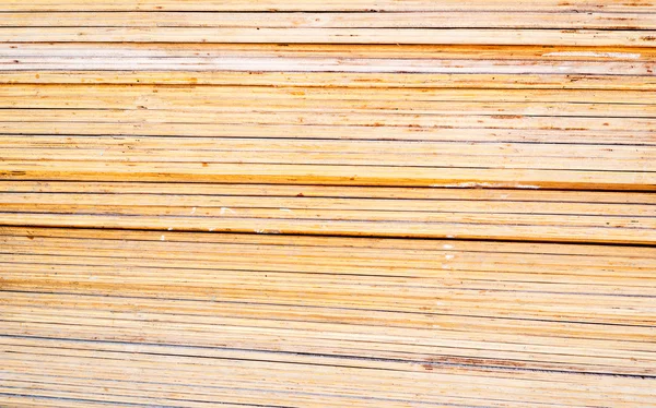 Fondo de tablones de madera con textura rayada envejecida — Foto de Stock