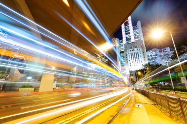 Araba ışık ile Hong kong gece görünümü