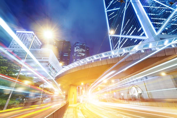 Hong Kong vista nocturna con luz del coche — Foto de Stock