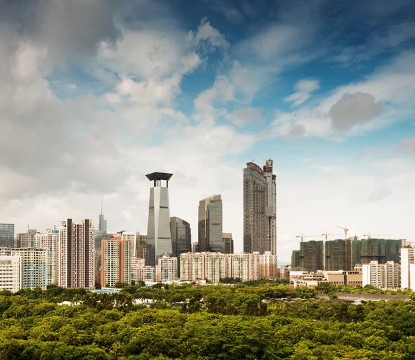 Flygfoto över kinesiska staden shenzhen — Stockfoto