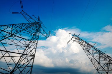 yüksek gerilim kule gökyüzü arka plan