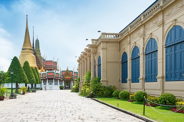 Golden pagoda, Grand Palace — Stock Photo, Image