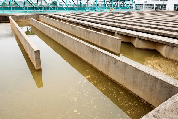 Modern urban wastewater treatment plant — Stock Photo, Image