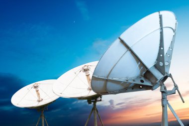 uydu çanak antenler