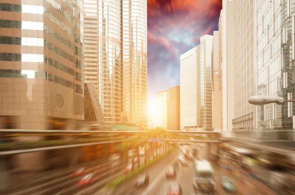 The sunset of the busy roads of major cities — Stock Photo, Image