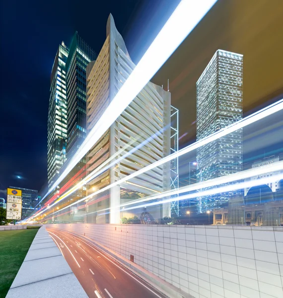 Hong kong Nachtansicht mit Autolicht — Stockfoto