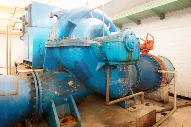 Modern kentsel atık su arıtma tesisi.