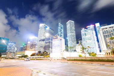 Hong Kong 'da gece trafiği