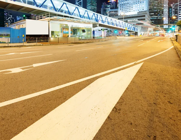 Hong kong Nachtansicht mit Autolicht — Stockfoto
