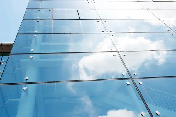 Modern business building with sky reflection — Stock Photo, Image