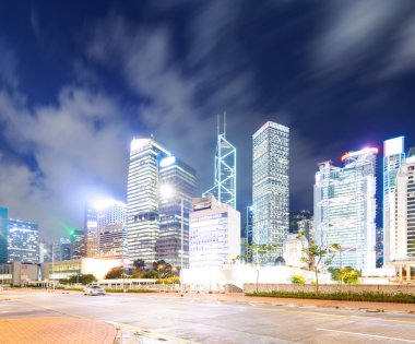Hong Kong 'da gece trafiği