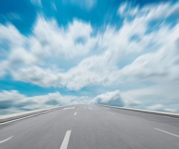 High way and blue sky — Stock Photo, Image