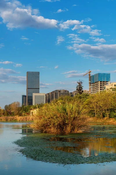 Çin 'deki Lakeside modern ofis binası