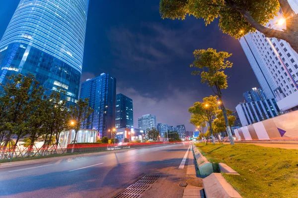 Light Trails Modern Building Background Shanghai China — Stock Photo, Image