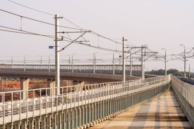 Tokyo 'daki tek raylı hava treninden şehir manzarası