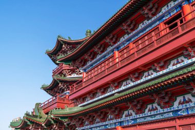 Yasak Şehirdeki binaların çatılarında karmaşık tasarımlar