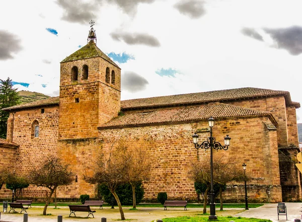 Santa Maria Kirche in ezcaray, spanien — Stockfoto