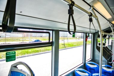 Otobüste güvenlik grip